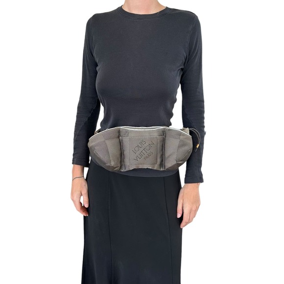 Louis Vuitton Limited Edition Damier Geant Canvas - Picture 3 of 9